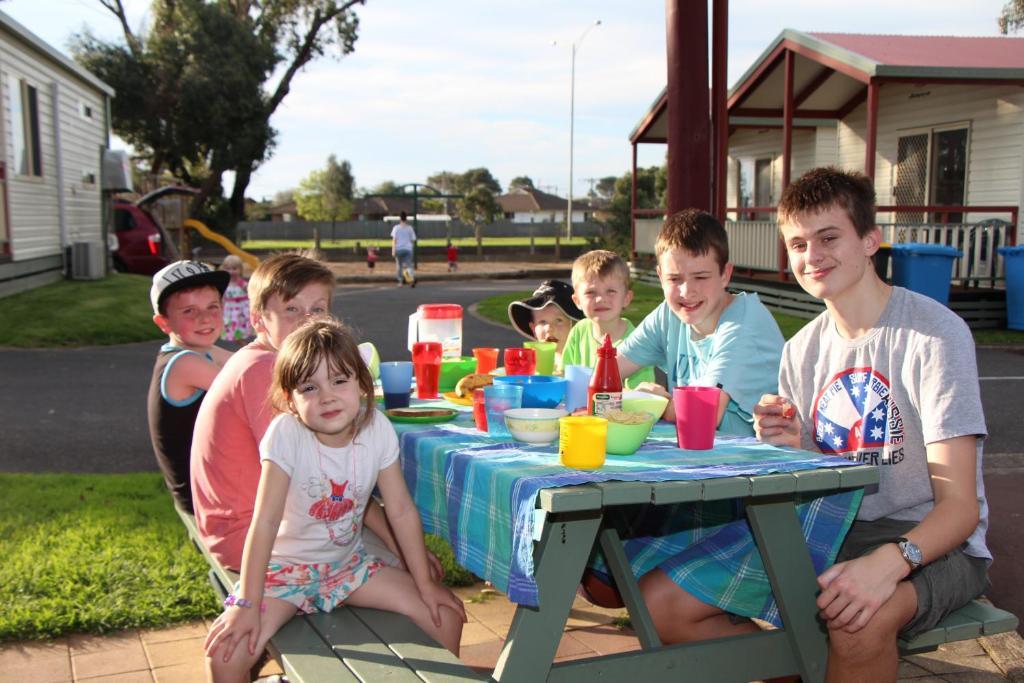 Warrnambool Motel And Holiday Park Kültér fotó